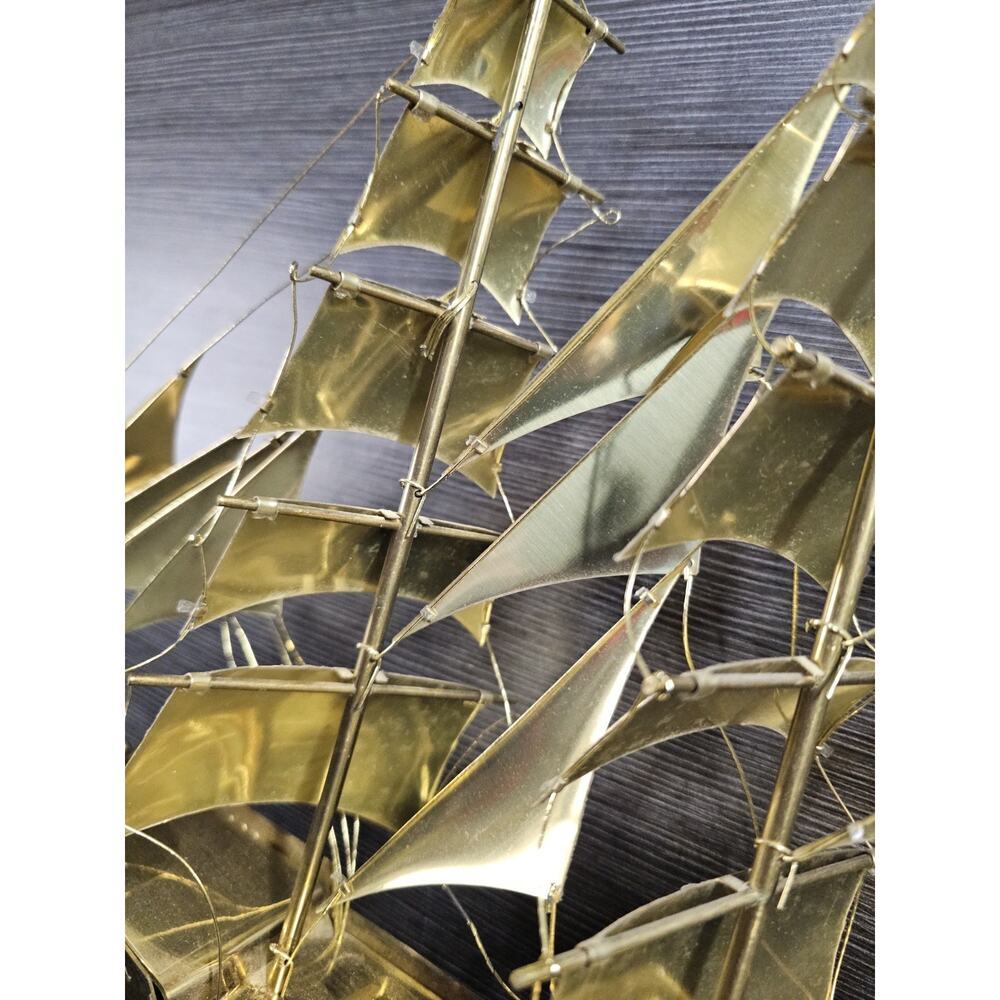Vintage Brass Sailing Ship Model Display The Sagres Portugal Figure Statue Boat - Picture 11 of 16